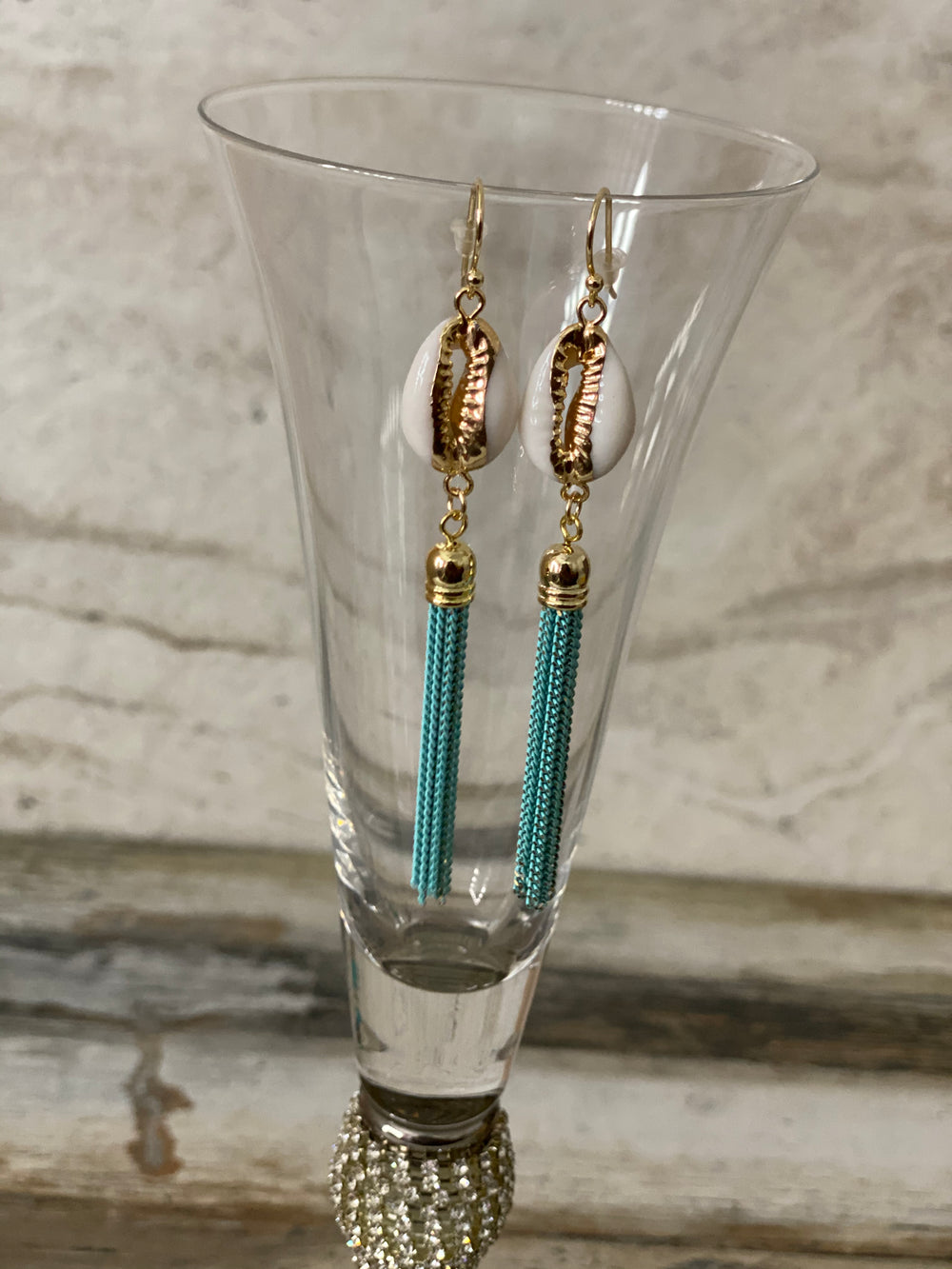 Sea Shell Dangle Earrings - A&A Haute Spot